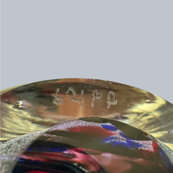 Colorful Glass Paperweight signed - Picture 6 of 8